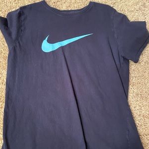 navy women's nike t!